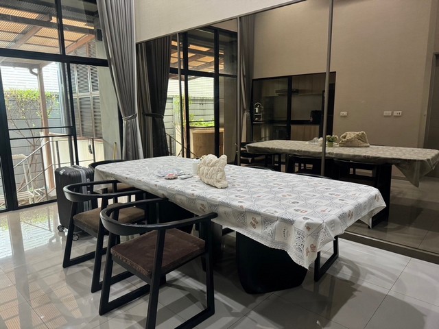 ทาวน์เฮาส์3ชั้น ARDEN PHATTHANAKAN 20 สวย หรู ทันสมัย ใจกลางเมือง