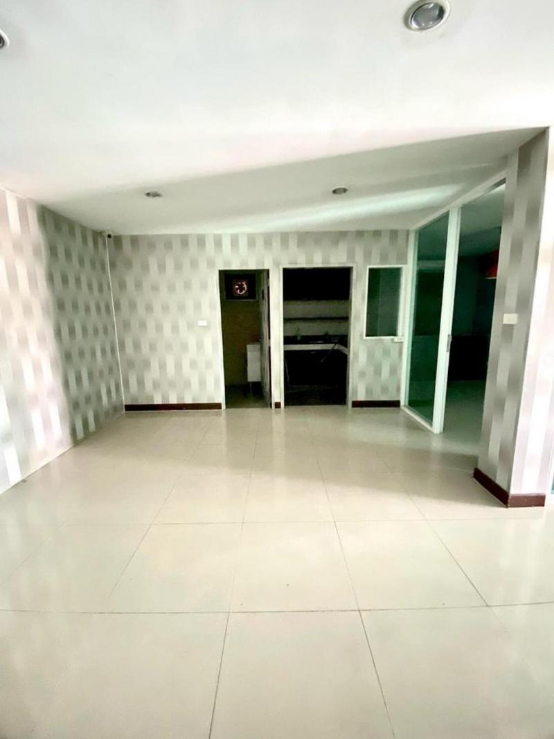 BR 1438 ให้เช่าโกดังพร้อมออฟฟิศ สมุทรปราการ กิ่งแก้ว บางพลี ขนาดใหญ่ 1,280 ตรม. ไฟฟ้า 3 เฟส ใกล้บางนา-เทพารักษ์