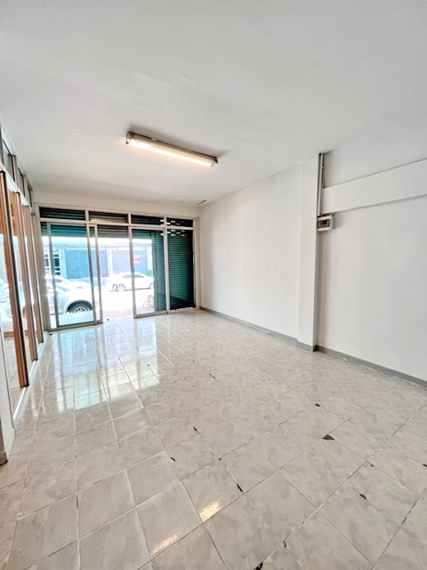 ห่างจากถ.ใหญ่ 20 ม. 38ตรว.MRTเคหะราม รามคำแหง 170-184 โฮมออฟฟิต 3ชั้น 2คูหาติดกัน 428ตรม. 10นอน