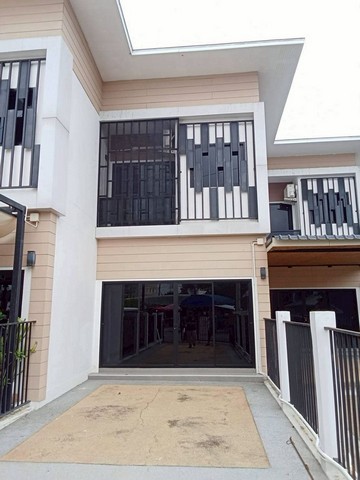 ทาวน์โฮม 2 ชั้น ทำเลดี บ้านใหม่ หนองป่าครั่ง เชียงใหม่