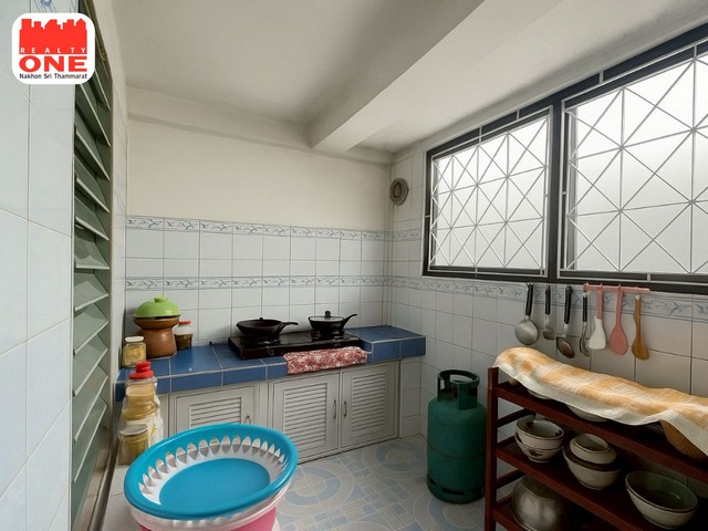 ทาวน์โฮม - กลางเมืองนครศรีฯ ราคาสุดคุ้ม เพียง 1.59 ล้านบาท เท่านั้น!