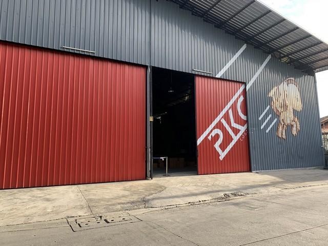 ให้เช่าโกดัง 372 ตรม. ซ.ลาดพร้าว 101 โพธิ์แก้ว รถใหญ่เข้า-ออกได้ ใกล้ทางพิเศษฉลองรัช