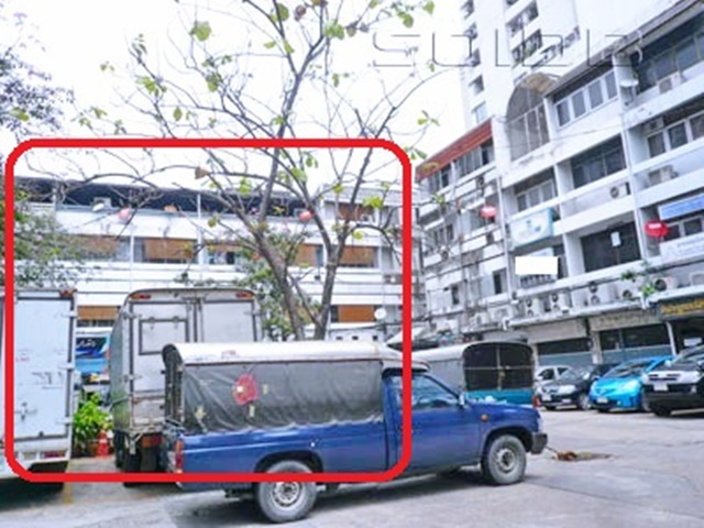 อาคาร Hostel Airbnb 3.5ชั้น ตลาดประตูน้ำ 800 ม BTSราชปรารภ 900ม. 5คูหา 15นอน 15น้ำ 80ตร.วา. 980 ตร.ม. ซ.เพชรบุรี 12-17 พญาไท 5-8จอดรถ