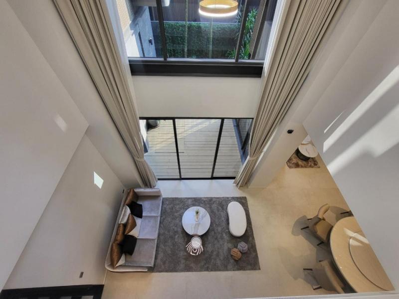 ให้เช่าบ้านเดี่ยว 3 ชั้นหรู LuxuryHouse  73 ตร.ว พื้นที่ใช้สอย 522ตร.ม 5ห้องนอน ห้องน้ำ เฟอร์ครบ ถนน รัชดา ห้วยขวาง ราคาเช่า 390,000 บ/ด