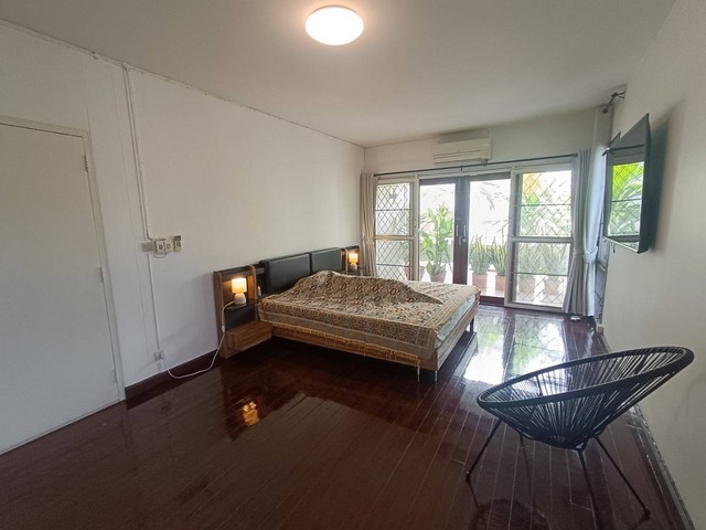 ขายบ้านแฝด2 ชั้น หลังมุม หมู่บ้านการ์เด้นโฮม พหลโยธิน 60 เนื้อที่ 50 ตารางวา