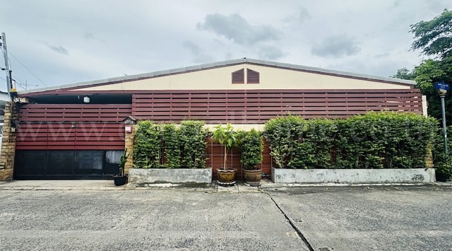 P1 บ้านเดี่ยว โชคชัย 4 ซอย 20 ลาดพร้าว หลังมุม ราคาถูก