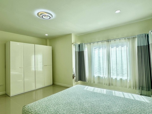 รีโนเวทใหม่ทั้งหลัง บ้านใกล้อมตะเฟส8,9 ผ่อนตรงได้ พร้อมของแถมอีกมากมาย