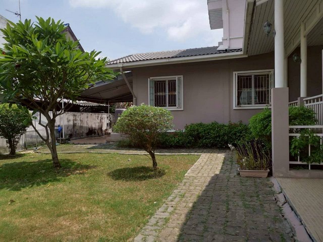 ขายบ้านเดี่ยว 2.5ชั้น 149 ตรว มบ.เมืองทอง4 หลังหัวมุม ซอยปุณณวิถี 53 สุขุมวิท101 ใกล้BTSปุณณวิถี