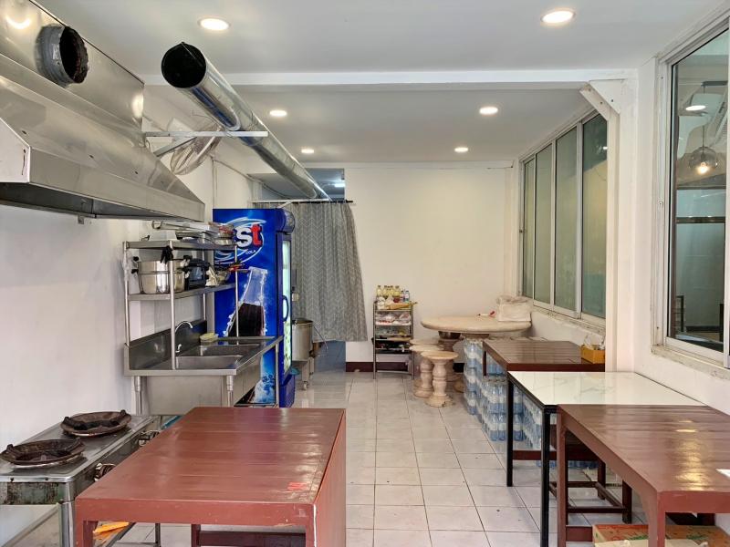 ให้เช่าร้านอาหาร ถนนบรรทัดทอง ในซอยจุฬา 16 ในซอยร้านหนึ่งนมนัว