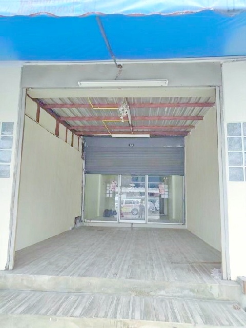 ตลาดชัชวาล คลอง 7 3.5 กม. ให้เช่าอาคารพาณิชย์ 3.5 ชั้น  25ตร.วา.315ตร.ม.รร.เปรมฤทัย ลำลูกกา 3.4 กม. 2นอน รพ.CGH ลำลูกกา 600ม.  3 น้ำ