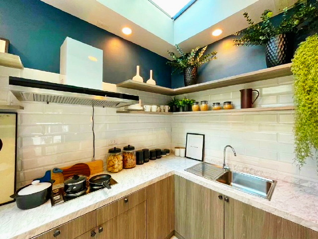 วิวสระว่ายน้ำ. สายไหม54-58 BTS คูคต 2.6กม.ให้เช่าทาวน์โฮมหรู ใหม่ 2ชั้น 19ตร.วา.149ตร.ม. 2นอน  ตลาดเคหะออเงิน1.6 กม.