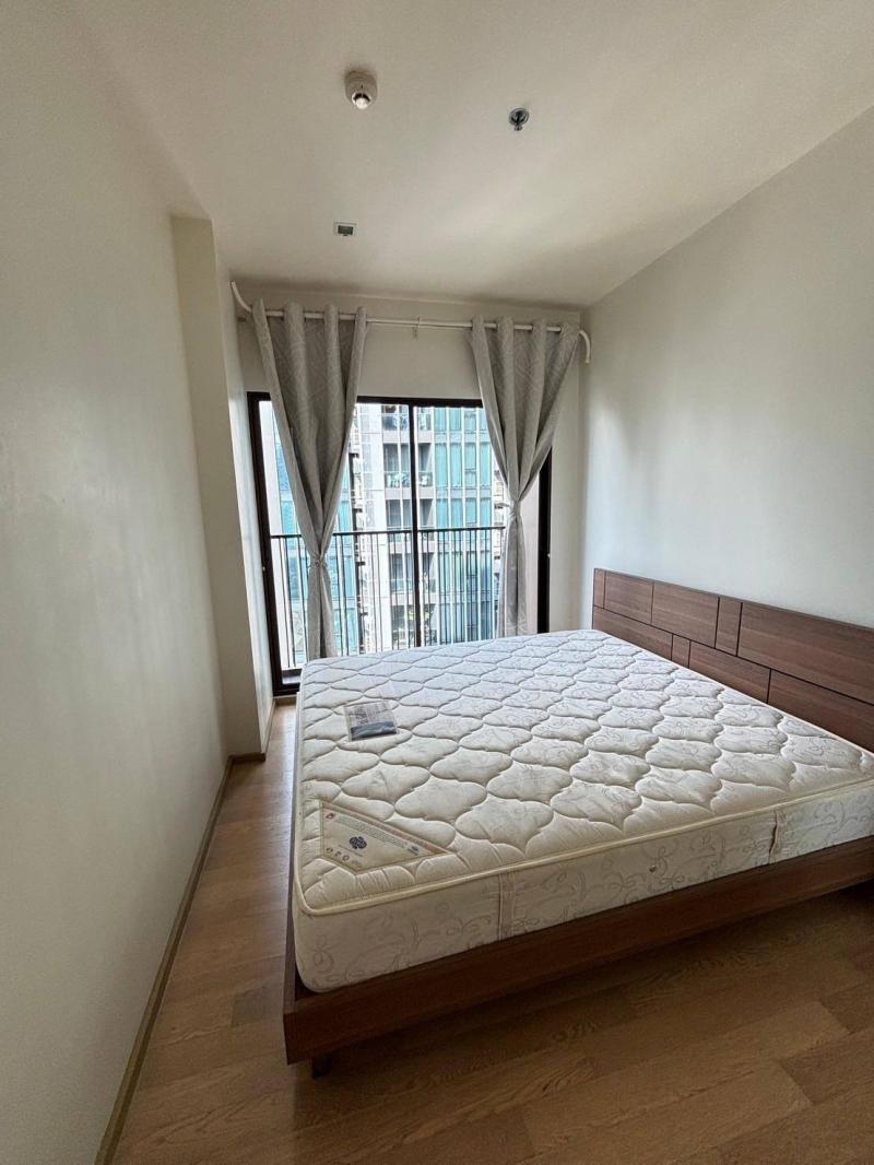Noble Refine Sukhumvit 26 spacious safe private 19th floor BTS Phrom Phong