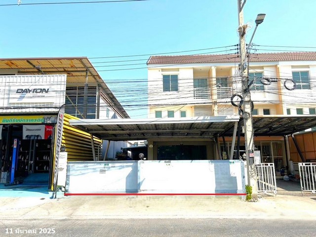 ขายอาคารพาณิชย์ 3 ชั้นหมู่บ้าน กลอรี่เฮ้าส์ เฟส 2 ต.คลองหนึ่ง อ.คลองหลวง จ.ปทุมธานี