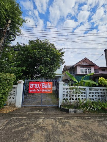 ขายที่ดินซอยติวานนท์-ปากเกร็ด 27 ที่ดินแถมบ้านปากเกร็ดหน้าที่ติดถนนซอย  ต.บางพูด อ.ปากเกร็ด จ.นนทบุรี