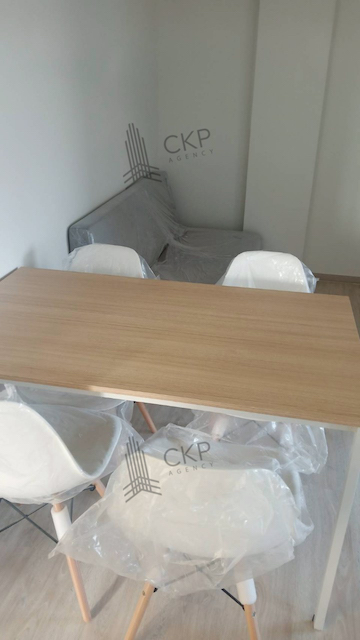 คอนโด เสนาคิทท์ เวสต์เกต-บางบัวทอง มีผู้เช่าอยู่ ใกล้ถนนกาญจนาภิเษก มีห้างสรรพสินค้า แหล่งของกินและของใช้ครบครัน