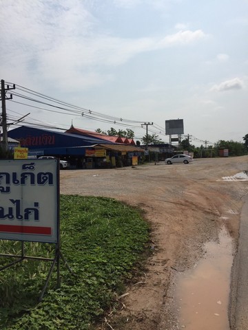 ขายที่ดินแปลงใหญ่พร้อมสิ่งปลูกสร้าง ติดถนน เชียงใหม่-ลำปาง เนื้อที่ 14 ไร่ 2 งาน 36 ตารางวา