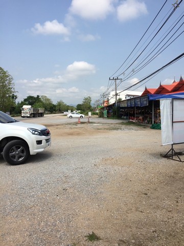 ขายที่ดินแปลงใหญ่พร้อมสิ่งปลูกสร้าง ติดถนน เชียงใหม่-ลำปาง เนื้อที่ 14 ไร่ 2 งาน 36 ตารางวา