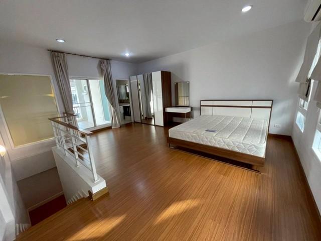 ให้เช่าทาวน์โฮม 3 ชั้น 200 ตรม. หมู่บ้านกลางกรุงสาธร ย่านพระราม 3 ใกล้ BTS สุรศักดิ์