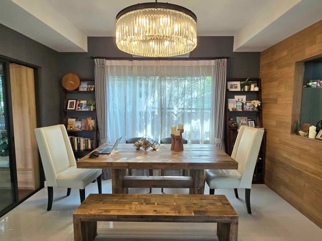 ให้เช่าบ้านเดี่ยว 2ชั้น  มัณฑนา บางนากม 7 ในซอยราชวินิตบางแก้ว 68 ตรว 220 ตรม สิ่งอำนวยความสะดวกครบครัน