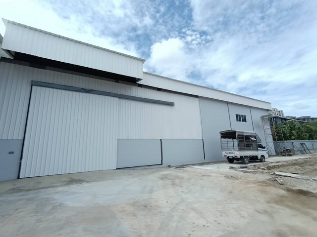 ให้เช่าโกดัง สร้างใหม่ ขนาด1,140ตรม. บางนา-ตราด บางแก้ว  ใกล้ เมก้าบางนา และรถไฟฟ้าสายสีเหลือง