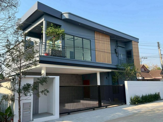 พูลวิลล่าสร้างใหม่ สไตล์โมเดิร์น โซนวังตาล หางดง   