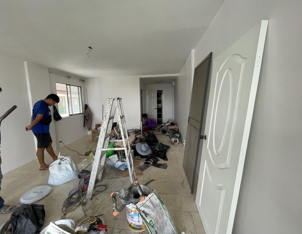 P847 ขาย คอนโด ซิตี้วิลล่า City Villa ตึก F1 ชั้น 9 ซอยลาดพร้าว130  ใกล้ MRT ลาดพร้าว 101 ห้องเปล่าต้องรีโนเวท ห้องมุม