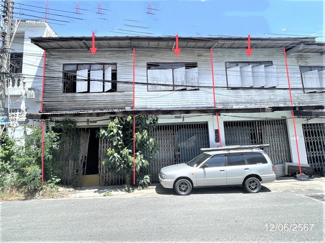 ขายอาคารพาณิชย์ 2 ชั้น จำนวน 3 คูหา ซ.บ้านสวน-ศุขประยูร 17 ซอย 1 ถ.ศุขประยูร ต.บ้านสวน อ.เมืองชลบุรี จ.ชลบุรี