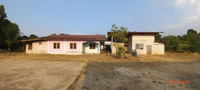 ขายบ้านเดี่ยว ซ.ชวนอุทิศพัฒนา ถ.สายบ้านน้ำซับ-บ้านสระนา ต.นาวังหินอ.พนัสนิคมจ.ชลบุรี