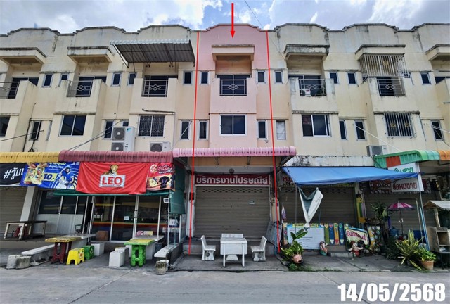 ขายอาคารพาณิชย์ 3 ชั้นหมู่บ้าน บุญนคร ถ.บ้านเก่า-พานทอง ต.บ้านเก่า อ.พานทอง จ.ชลบุรี