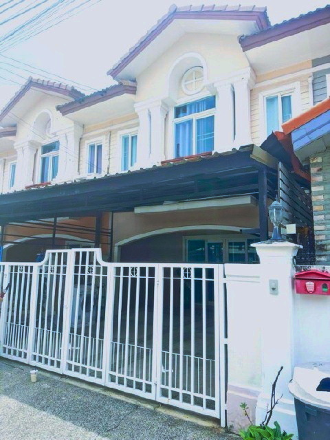 แฮปปี้ อเวนิว ดอนเมือง 1.9 กม. BTS แยก คปอ. 4.4 กม.ให้เช่าทาวน์โฮม 2 ชั้น ม.รังสิต 2.5 กม.3นอน เดอะ คอนเนค ย่านดอนเมือง 21 ตร.วา.170 ตร.ม.