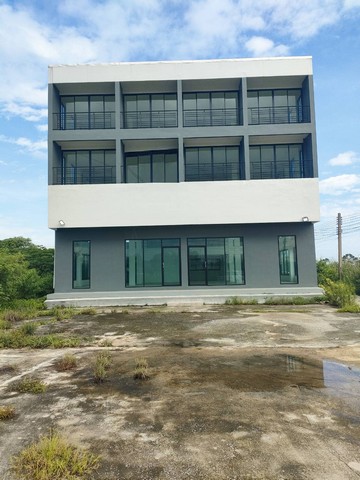 ขายโฮมออฟฟิศ3.5ชั้น 670 ตร.ม.ย่านสุวินทวงศ์หนองจอกมีนบุรีใกล้สนามบินสุวรรณภูมิลาดกระบัง