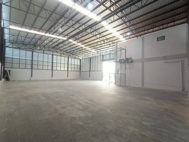 ให้เช่าโกดัง นาดี อำเภอเมืองสมุทรสาคร พื้นที่ 500 ตร.ม. มีออฟฟิศ 2 ชั้น สามารถทำโรงงาน โกดังได้