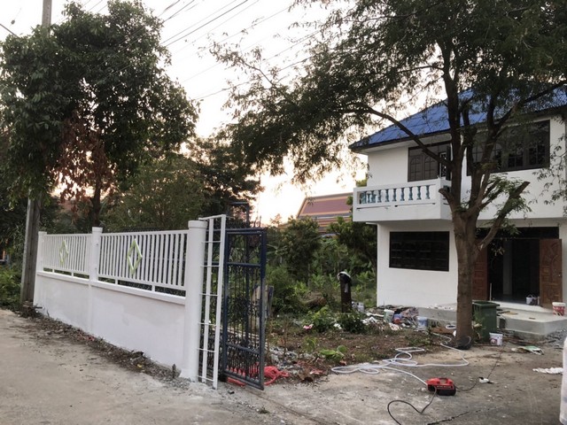 ซื้อไว้ดีมีไว้รวย อสิงห์หา บ้านปูน 1 ชั้น ต.บางเลน อ.บางใหญ่ 100 วา แหล่งเจริญ  นนทบุรี เนื้อที่ ราคาคุยได้ค่ะ