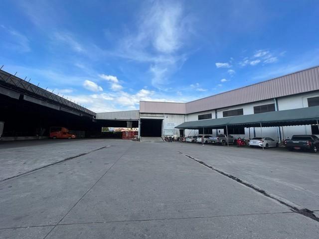 ให้เช่าโกดังย่านถนนพระราม2ซอยบางกระดี่แสมดำบางขุนเทียน2,960 ตร.ม.รถเทรลเลอร์40ฟุตเข้าได้