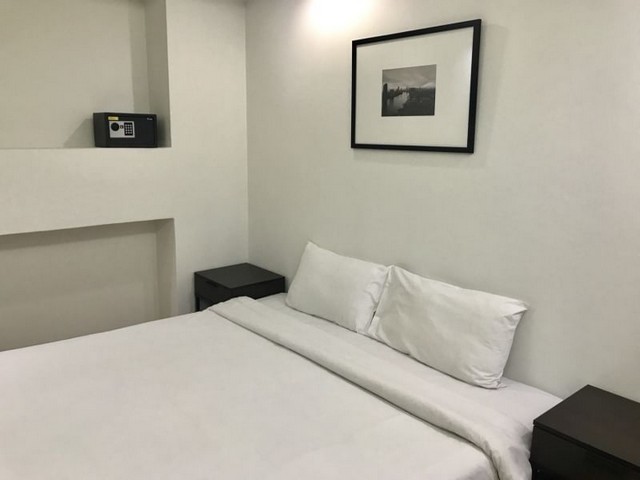 The Waterford Sukhumvit 50 quiet private clean 2nd floor BTS On Nut