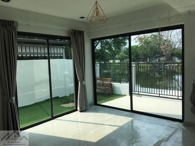 ขายบ้านเดี่ยว 2 ชั้น 61 ตรว. หมู่บ้านมณียา ถ.ประดิษฐ์มนูธรรม สไตล์โมเดิร์น ใกล้นัดเลียบด่วน