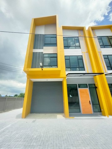 ให้เช่าโกดังออฟฟิศหลังมุม 450 ตร.มย่านบางใหญ่ นนทบุรี ซอยกัตนา บางม่วงจอดรถ 8-10 คัน