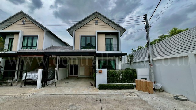 บ้านแฝด กรูฟ วิลล์ ถนนจอมพล ป.พิบูลสงคราม อยุธยา 4 - โรจนะ หลังริม