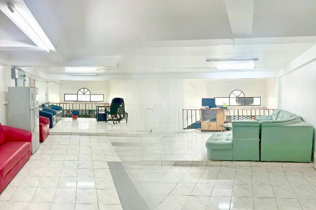 หลังการไฟฟ้าฝ่ายผลิตพระราม7รพ.ยันฮี 100 ม. MRTบางอ้อ 3กม.ขาย-เช่าอาคาร 4 ชั้น 2 คูหาทะลุกัน 4นอน 4น้ำ 450ตร.ม. แอร์ครบ สภาพใหม่