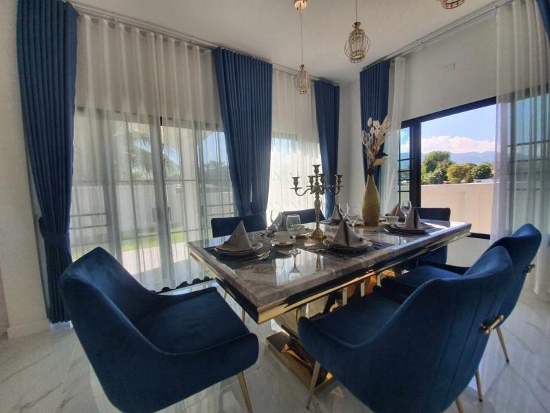 ราคาเริ่มต้น 4.99 ล้าน 80 ตรว. 4 นอน 4 น้ำ #โซนสันผีเสื้อ บ้าน 2 ชั้น สไตล์ #English Modern Luxury สัมผัสความหรูหราสุดสบาย