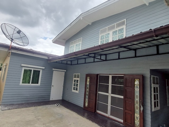 BH3637 ให้เช่าบ้าน 2 หลังในพื้นที่เดียวกัน ทำเลติดถนนเมน พหลโยธิน 62 (ซอย 39) คูคต ลำลูกกา ปทุมธานี