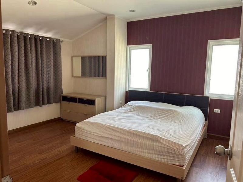 ให้เช่า 16,000 บาท/เดือน ขาย 4.5 ล้าน 57 ตรว. #เดอะกรีนเนอรี่ แม่โจ้ สันทราย บ้านเดี่ยว 2 ชั้น เฟอร์นิเจอร์ครบ พร้อมเข้าอยู่ได้เลย