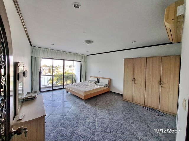 ขายคอนโดโครงการ จอมเทียนยอช์ทคลับ โลว์~ไรซ์ ซ.นาจอมเทียน 8 ถ.สุขุมวิท (ทล.3)  นาจอมเทียน สัตหีบ ชลบุรี