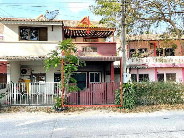 ขายทาวน์เฮ้าส์ 2 ชั้นซ.โรงโป๊ะ-เขาไม้แก้ว 15 ถ.สายโรงโป๊ะ-เขาไม้แก้ว ต.ตะเคียนเตี้ย อ.บางละมุง ชลบุรี