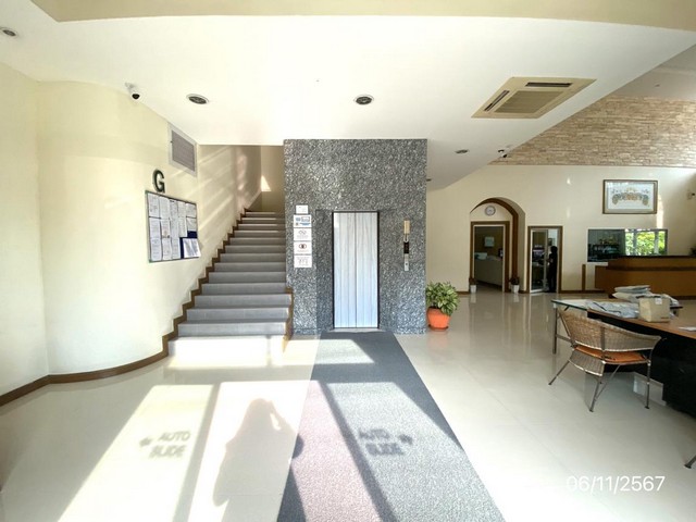 ขายคอนโดชั้น 2 โครงการเอ็มเมอรัลด์ พาเลซ คอนโดมิเนียม ซ.เกษตรสิน 9 ถ.พระตำหนัก หนองปรือ บางละมุง ชลบุรี