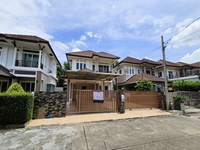 ขาย บ้านเดี่ยว 73 ตร.ว. หมู่บ้าน ลัดดาวิลล์1 - 2 ติดถนน บ้านกล้วย - ไทรน้อย พิมลราช บางบัวทอง นนทบุรี เดินทางสะดวก 