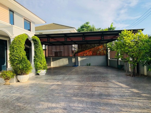 ขายบ้านเดี่ยวพฤกษ์ลดาพุทธสาคร 2 ชั้นตกแต่งพร้อมอยู่สิ่งอำนวยความสะดวกภายในบ้านและภายในหมู่บ้านเยอะมากกก