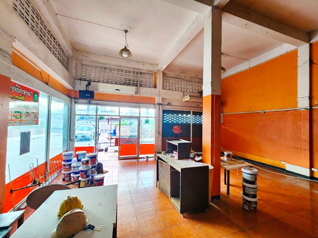 ให้เช่าอาคาร2คูหา 4.5ชั้นรวมดาดฟ้า จะรีโนเวทให้ใหม่  รัชดา สุทธิสาร BTS สะพานควาย 1.1 กม. 12นอน 12น้ำ สโมสรทหารบก 600ม.  40ตร.วา. 720ตร.ม.