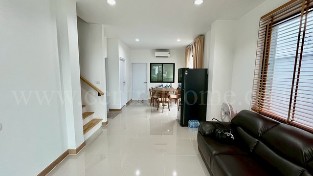 บ้านแฝด กรูฟ วิลล์ ถนนจอมพล ป.พิบูลสงคราม อยุธยา 4 - โรจนะ