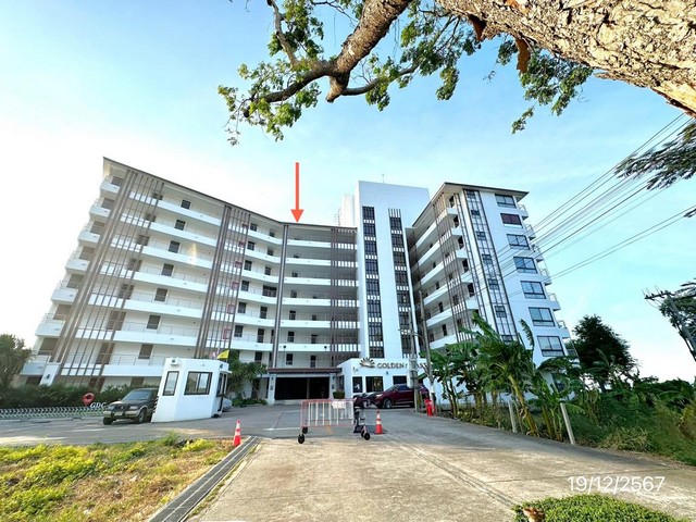 ขายคอนโดโครงการ โกลเด้นท์ โคสท์ ซ.บ้านไร่ดินแดง 14 ถ.สุขุมวิท (ทล.3) ต.บางพระ อ.ศรีราชา จ.ชลบุรี